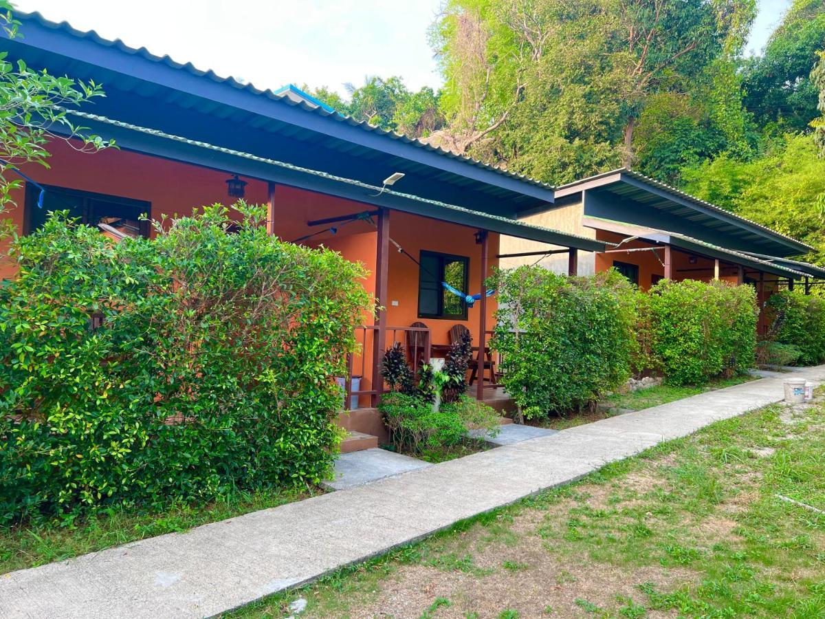 Pim Bungalow Mae Haad Exterior photo