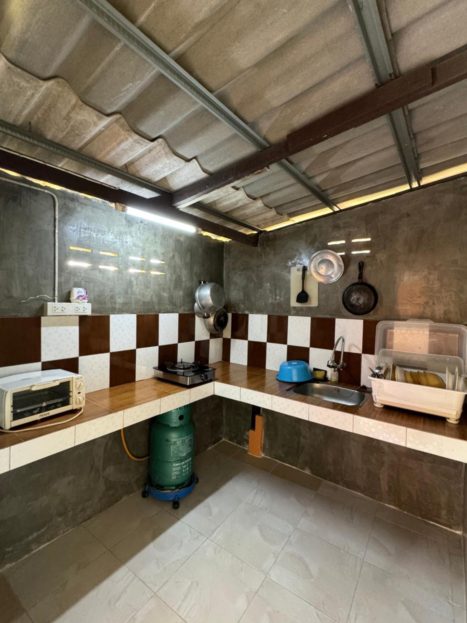 Pim Bungalow Mae Haad Exterior photo